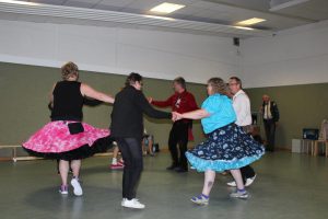 Square-Dance_in-Aktion